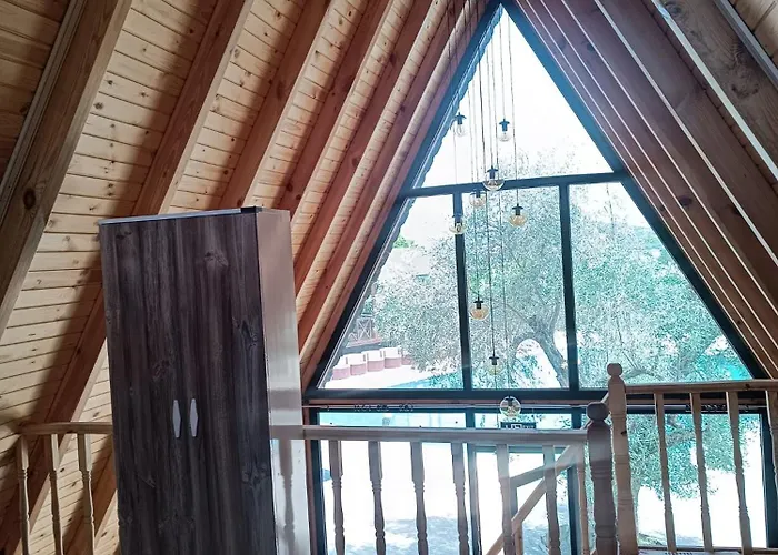 Ciragan Deluxe Botanik Park Bungolov Evleri *